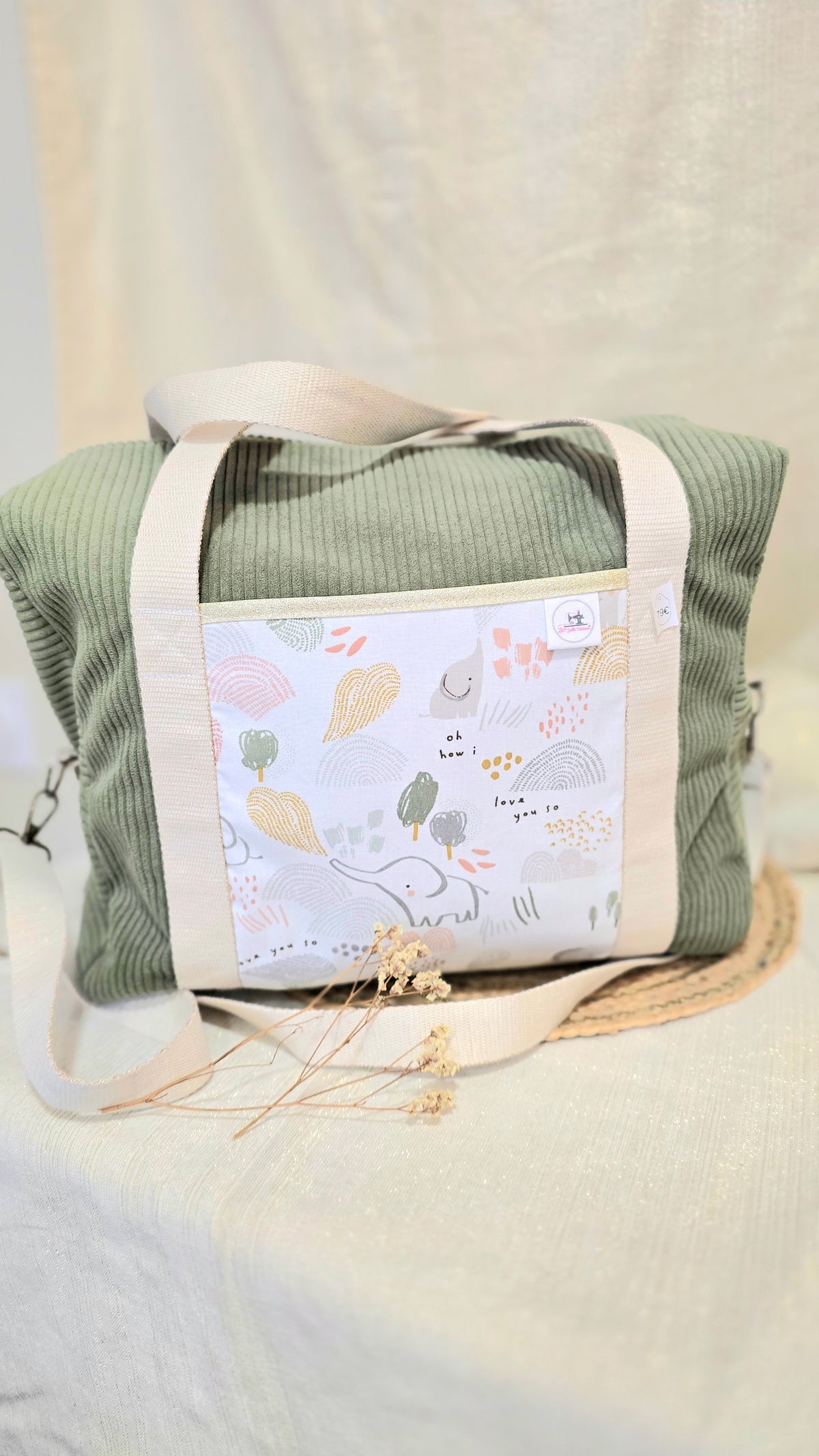 Sac à langer velours prêt à partir, motif éléphant – fait main par Lil'O'Zelle