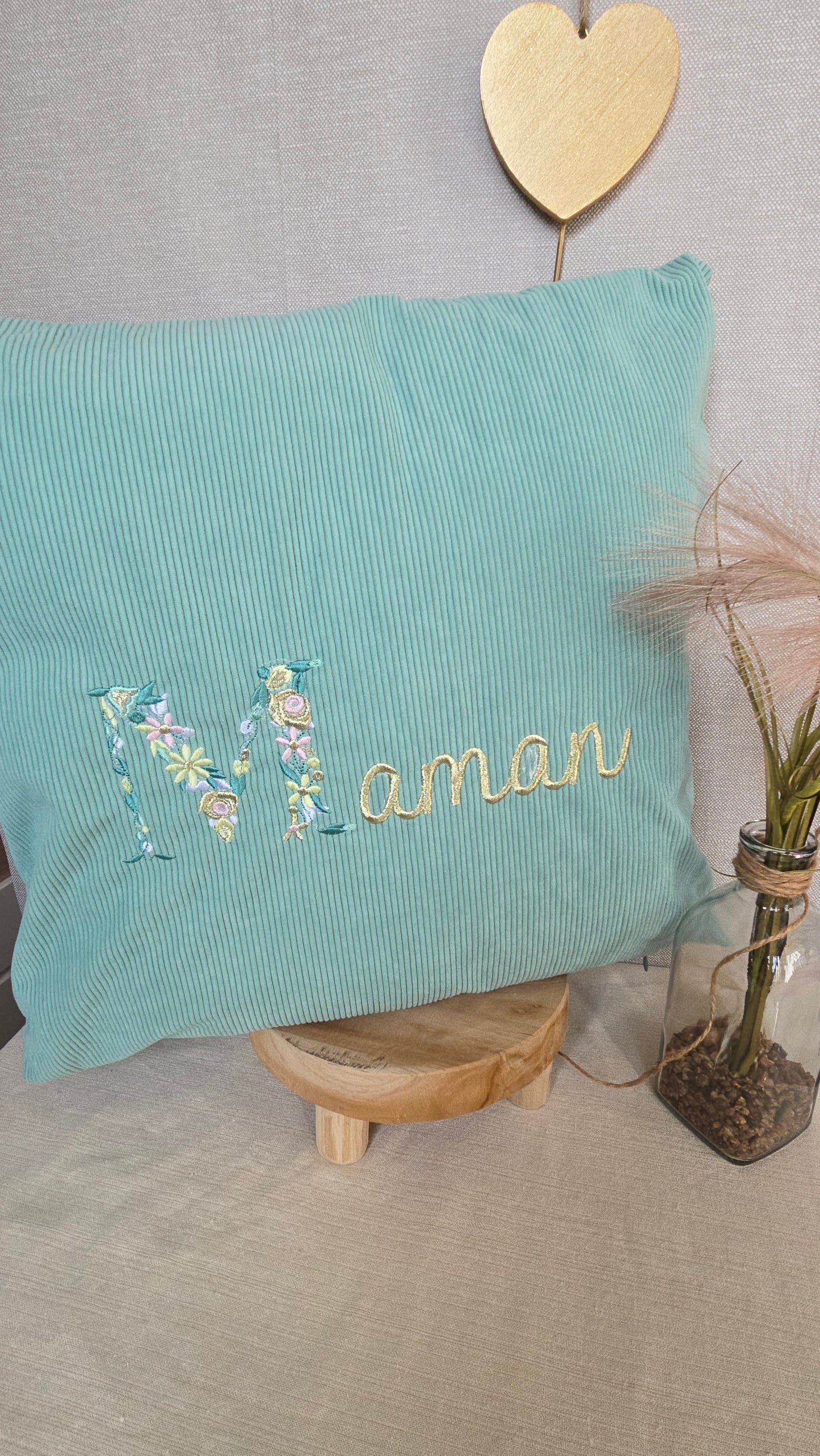 Coussin velours Mamie