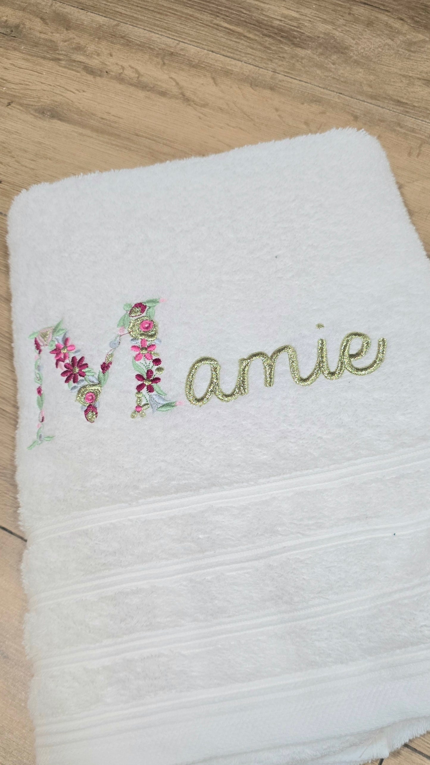 Drap de bain brodé 70x140cm