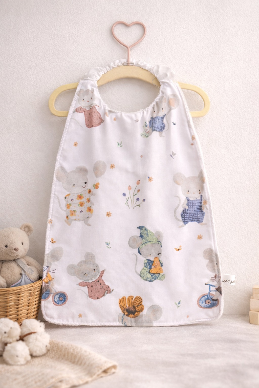 Bavoir cantine Lil'O'Zelle