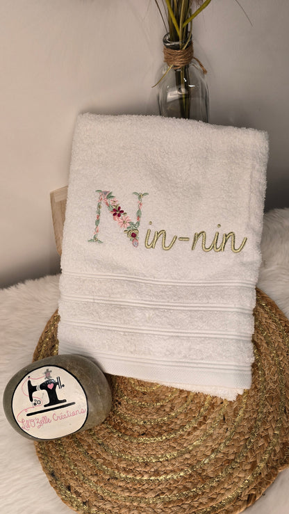 Drap de bain brodé personnalisé, blanc brodé Nin-nin