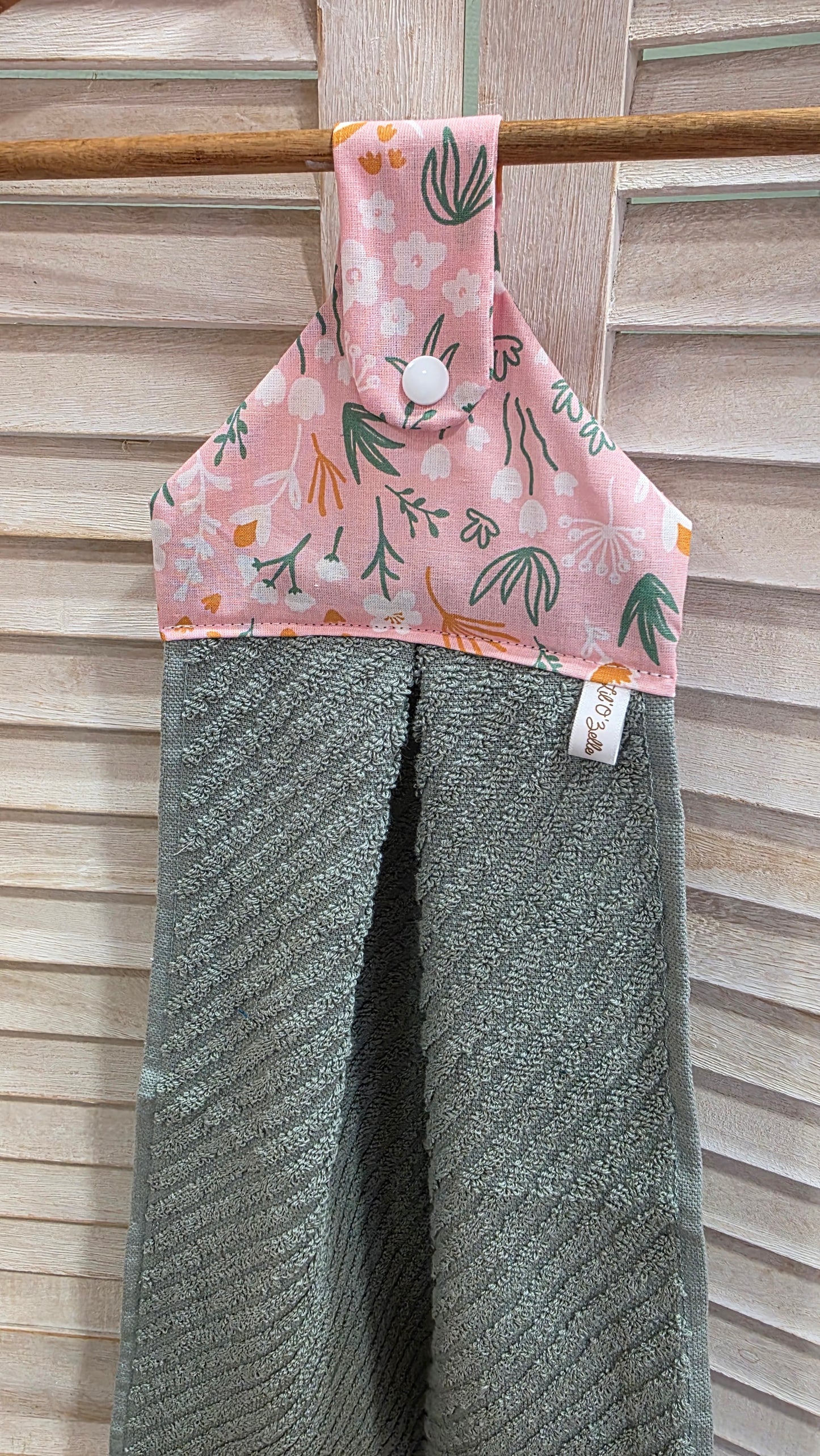 essuie main original, nouveau, pratique, indispensable cuisine, salle de bain 