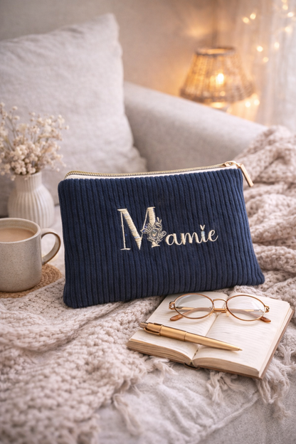 Trousse Tilia L brodée "Mamie"