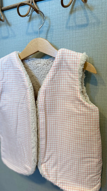 Gilet sans manche enfant mini carreaux mandarine doublé sherpa fait main par Lil'O'Zelle