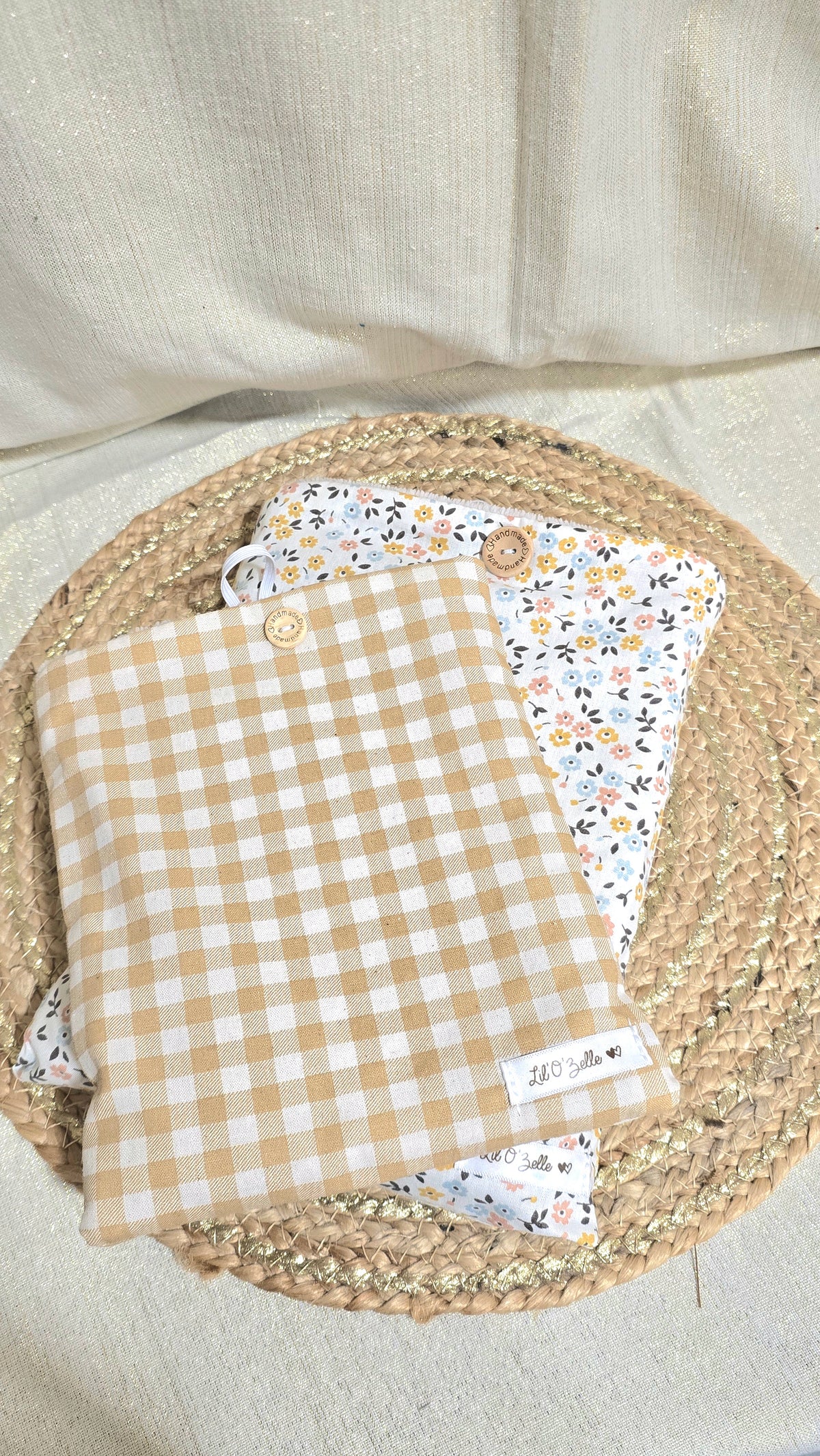 Pochette à livre, vichy beige et fleuri, deux formats