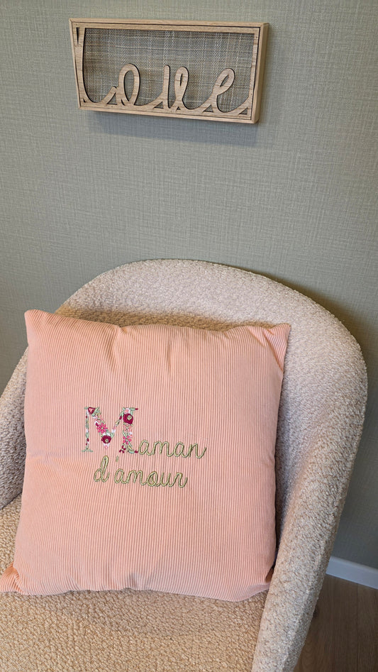 Coussin velours brodé Fête des Mamans