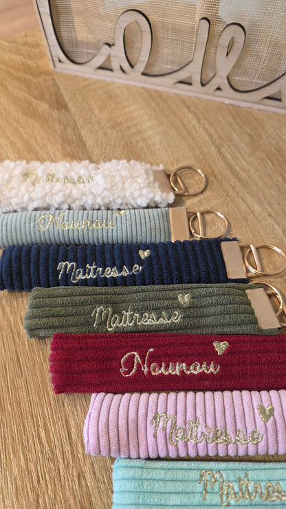 Porte-clés velours brodé