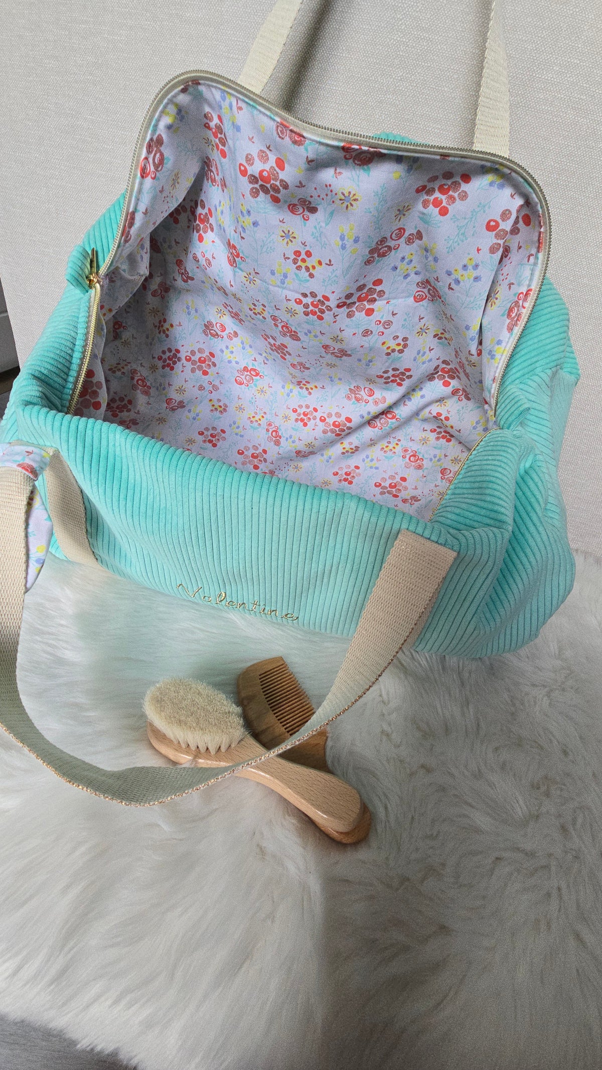 Sac polochon bébé personnalisé, intérieur doublé en coton fleuri