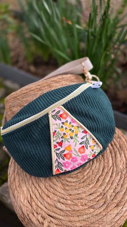 banane velours avec fleuri printanier, détaill doré, créatrice normande, lil'o'zelle