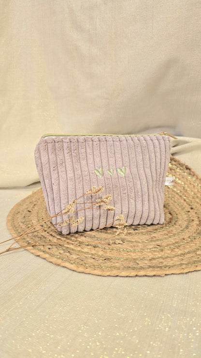 Trousse Mini Calisia, velours lilas, cœurs brodés